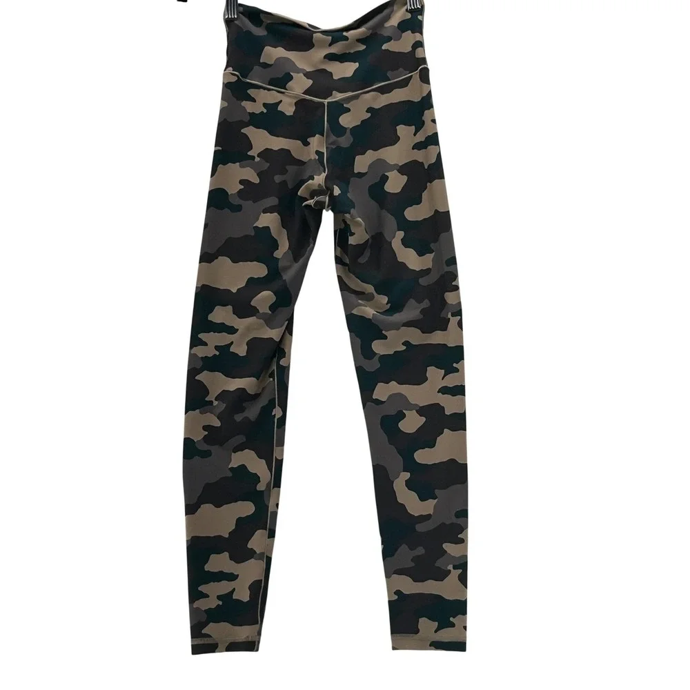 Aerie Crossover Leggings‎ Camo Medium